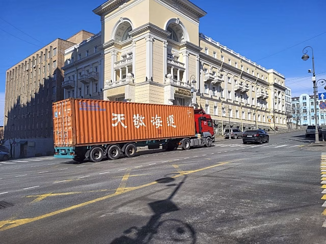 Почему российские грузовые компании начали жаловаться на китайцев
