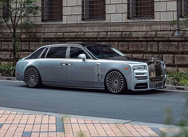 Оцените Rolls-Royce Phantom с тюнингом от японского подразделения Mansory