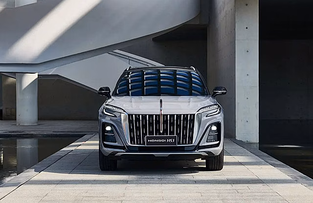 Китайский Hongqi при регистрации в Москве превращается в недвижимость