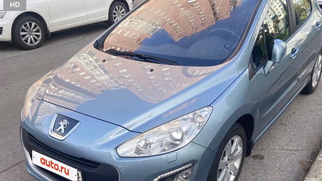 В РФ продают почти новый Peugeot 308 2012 года выпуска