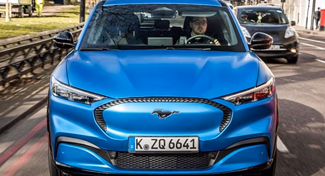 Электрический кроссовер Ford получит режим «Неукротимый»
