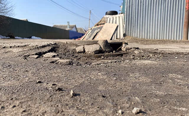 В Курске суд перенёс срок ремонта дорог в районе улицы Ольховской