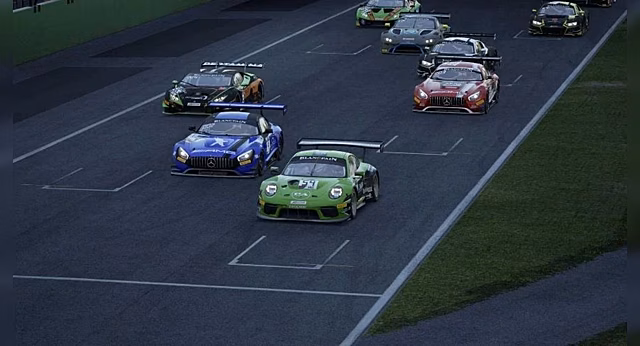 Как показал себя гоночный симулятор Assetto Corsa Competizione на Playstation 4 и Xbox One