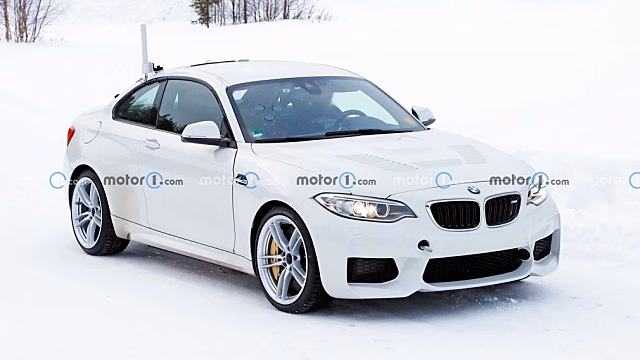 BMW представит юбилейную версию электрокара iM2