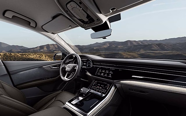 В России замечен в продаже обновленный Audi Q8