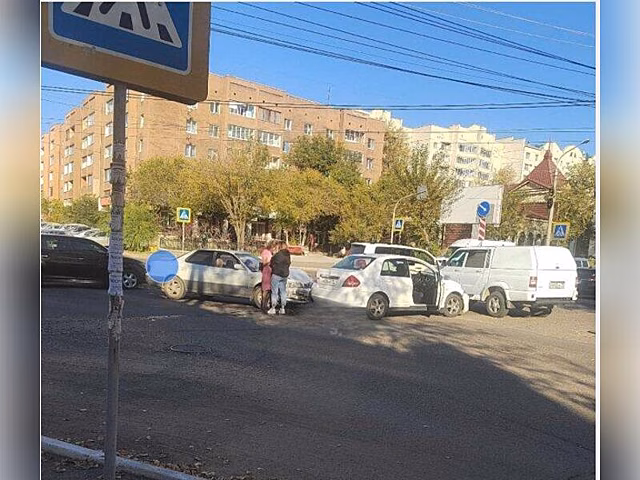 Тройное ДТП произошло на перекрёстке в центре Читы