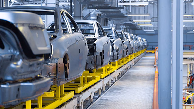 Беглов анонсировал соглашение с автопроизводителями