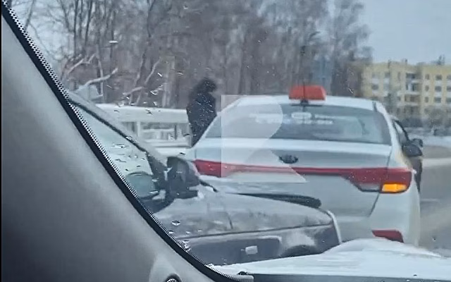В Рязани произошло массовое ДТП с участием такси