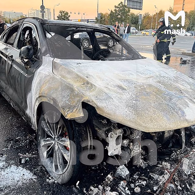 Россиянка подожгла автомобиль за четыре миллиона по заказу мошенников с Украины