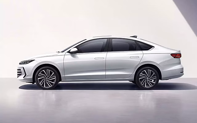 В России стартовали продажи нового добротного седана Volkswagen по цене Lada Vesta
