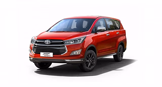 В Сети представлен кастомный автофургон Toyota Hiace