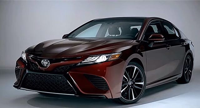 Липецкие чиновники купили «Toyota Camry» с разрешения Минпромторга РФ