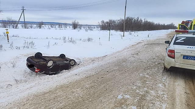 В Сорочинске автомобиль Lada выехал в кювет