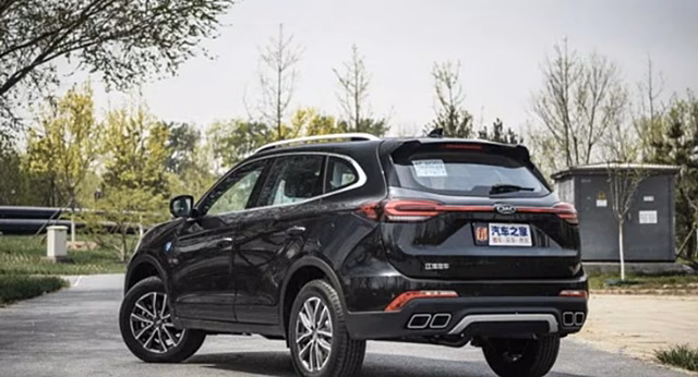 Фирма JAC вскоре намерена продавать в РФ кроссовер Jiayue X7
