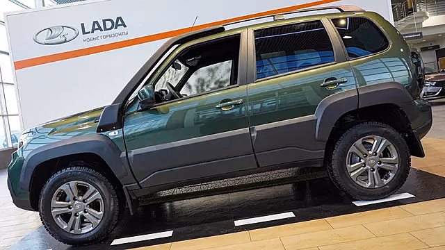 Начат выпуск Lada Niva Travel с камерой заднего вида и системой мультимедиа