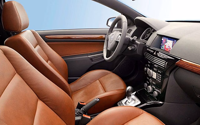 Почему Opel Astra H – хороший выбор среди 15-летних авто