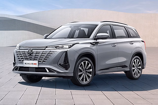 Новый кроссовер Changan CS75 Plus выйдет на российский рынок в октябре