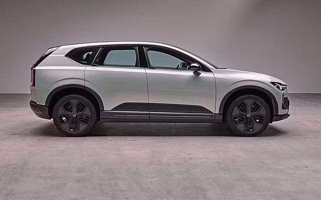 Volvo EX60: 870 км на одной зарядке и скорость заправки как у бензинового авто