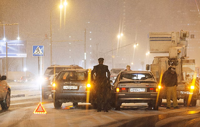 Гололед стал причиной массовой аварии в Московской области