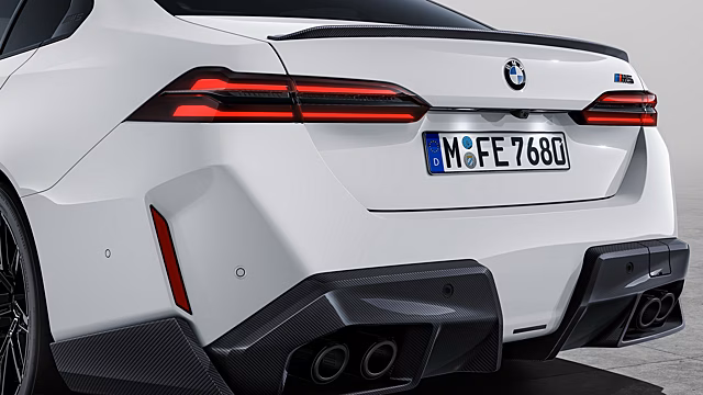 В одной из стран новый BMW M5 оказался дешевле «младшей» M3