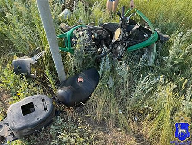 В Безенчукском районе Toyota сбила стоящий на обочине скутер, его водитель скончался