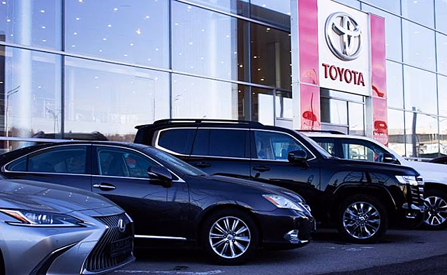 Адепты «Тойоты». Продажи японских авто растут бешеными темпами
