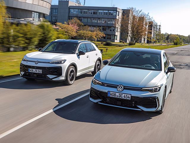 Volkswagen Golf и T-Roc обзавелись новыми гибридными версиями
