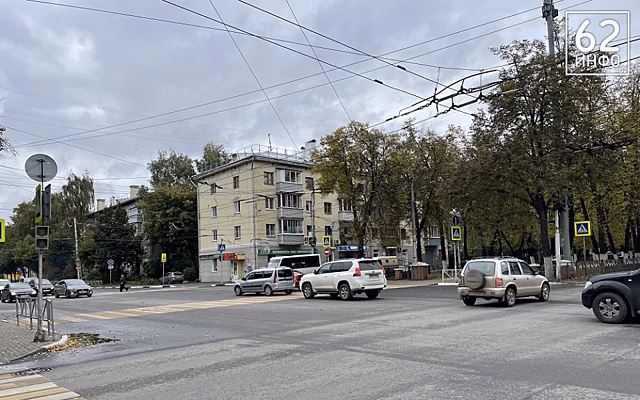 В мэрии пообещали отремонтировать светофор на перекрёстке в центре Рязани
