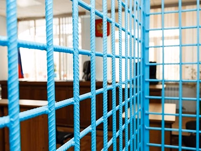 Сев в пьяном виде за руль, владелец авто сбил подростка