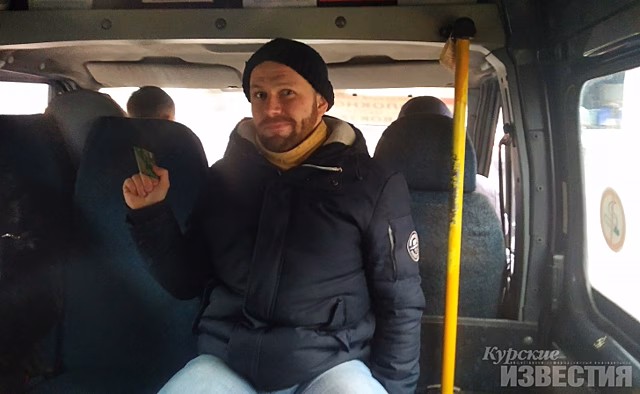 «Курские известия» проверили, как работает система безналичной оплаты в общественном транспорте