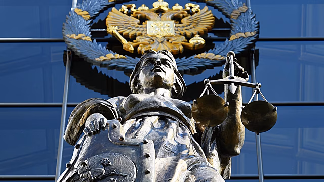 Верховный суд напомнил о важном нюансе обгона по встречке