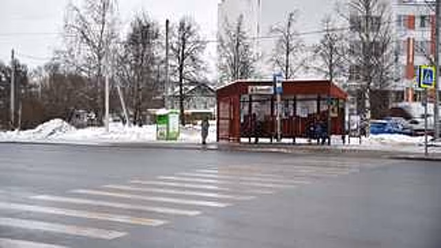 В Вологде демонтируют пешеходный переход на ул. Предтеченской