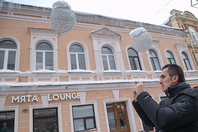 В Нижнем Новгороде коммунальщиков обязали убирать снег с тротуаров после его сброса с крыш