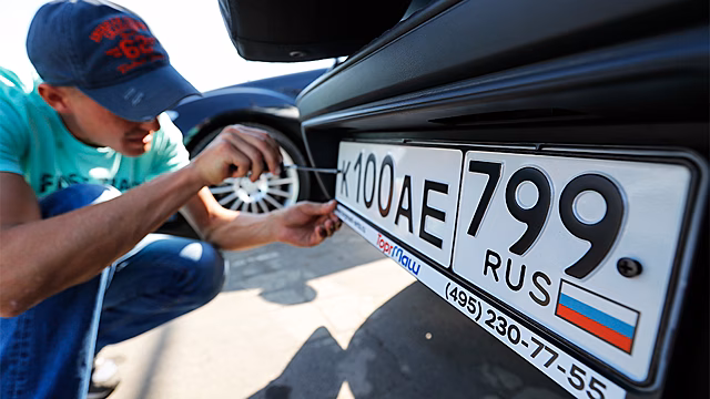 Посольство Франции опровергло запрет на въезд российских авто