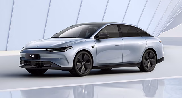 Китайский стартап Leapmotor представил большой и быстрый флагманский электроседан