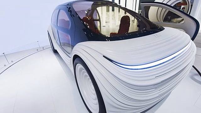 Новый автомобиль поглощает грязь из воздуха во время езды