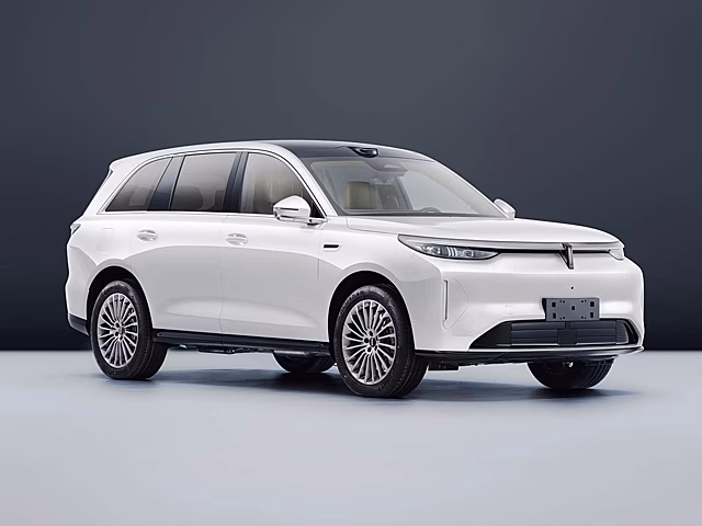 Компания Wey анонсировала кроссоверы V8Х и Wey V9X для российского рынка