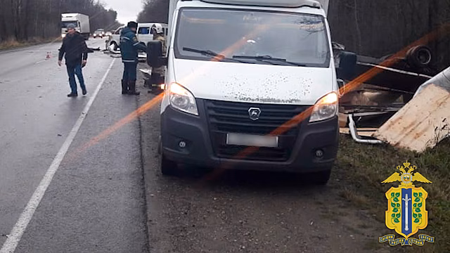 Под Липецком в ДТП с пассажирской "Газелью" погибли два человека