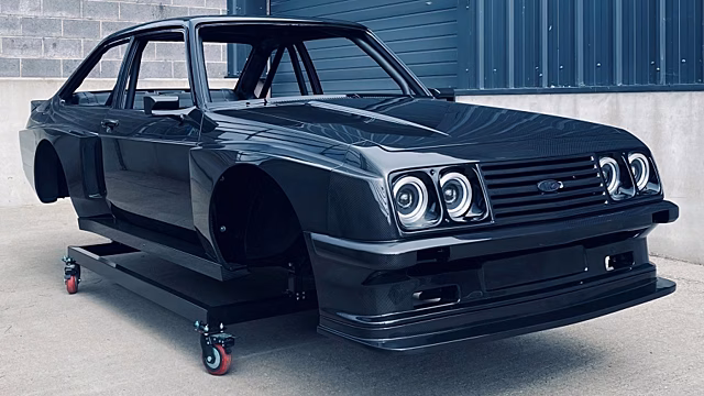 MST готовит полностью карбоновый кузов для рестомода на базе Ford Escort