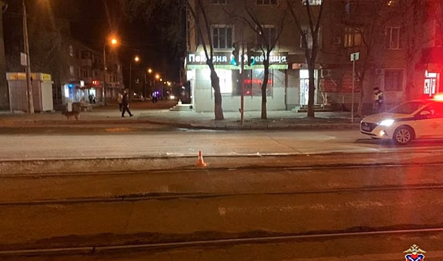 Полицейские задержали водителя, сбившего пожилых пешеходов в Волгограде