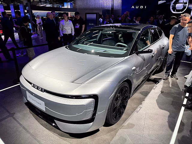 Первый «живой» обзор AUDI E5 Sportback