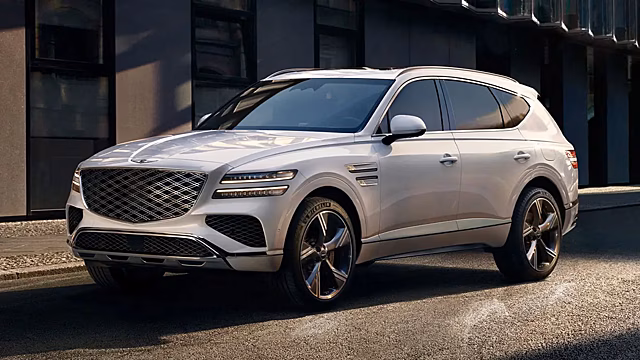 Эксперты назвали пять лучших спортивных SUV для семейных покупателей