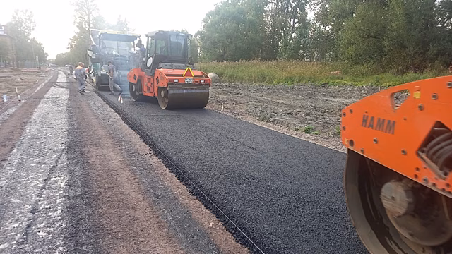 На улице Юты Бондаровской обновят дорожное покрытие