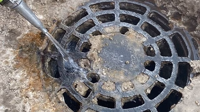 В Вологде коммунальщики отработали 16 адресов, где возможно подтопление при таянии снега