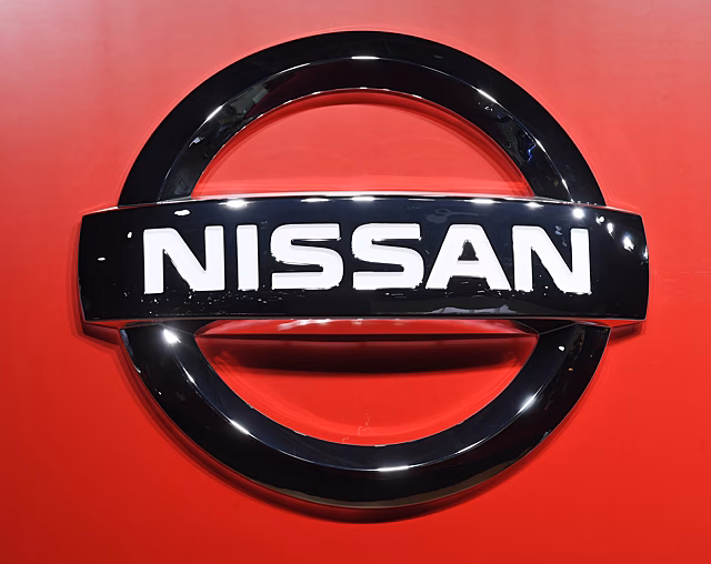 Nissan построит кроссовер на платформе электромобиля Leaf