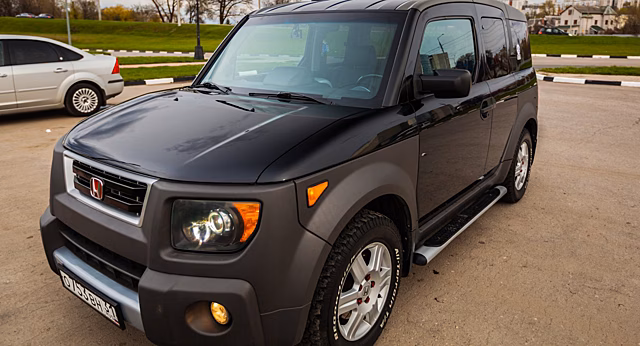 Honda Element — Миниатюрный «грузовик» с экстравагантной внешностью