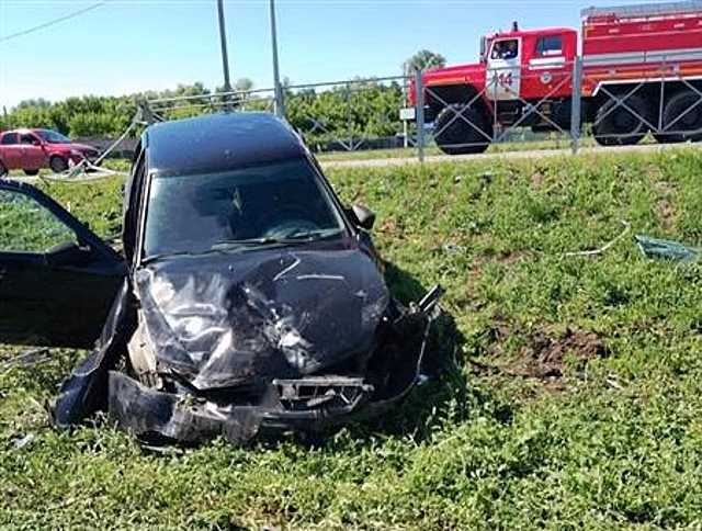 В Муранке столкнулись Lada Priora и "десятка"