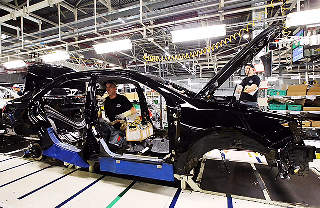 Toyota закрывает завод в Петербурге из-за проблем с поставками комплектующих