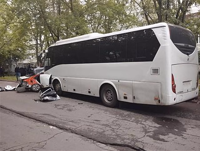 В Самаре четыре человека погибли в каршеринговом авто