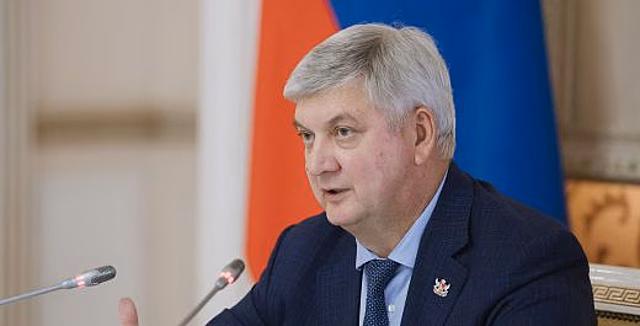 Житель Воронежа Дорохов поблагодарил губернатора за помощь в установке памятника ветерану ВОВ